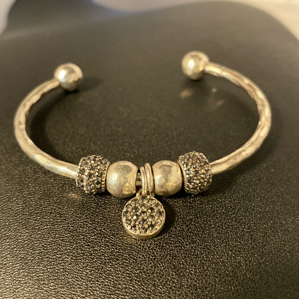 Bracelet silver tone Pandora style with black Rhinestone Charms